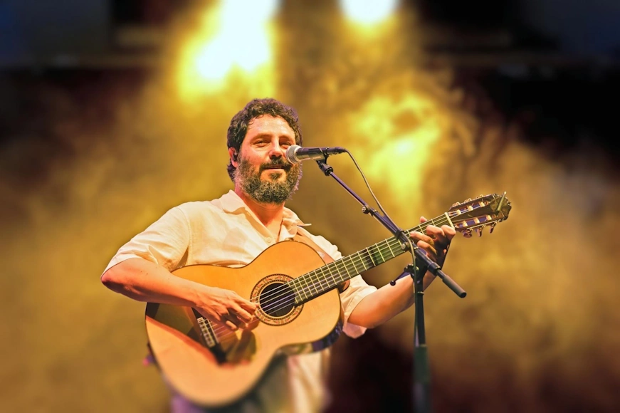 El Kanka actuando en el Festival Terral 2026 en el Teatro Cervantes
